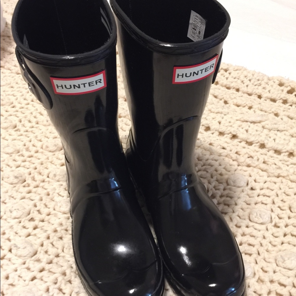Hunter boots- Black-size 7- mint condition
